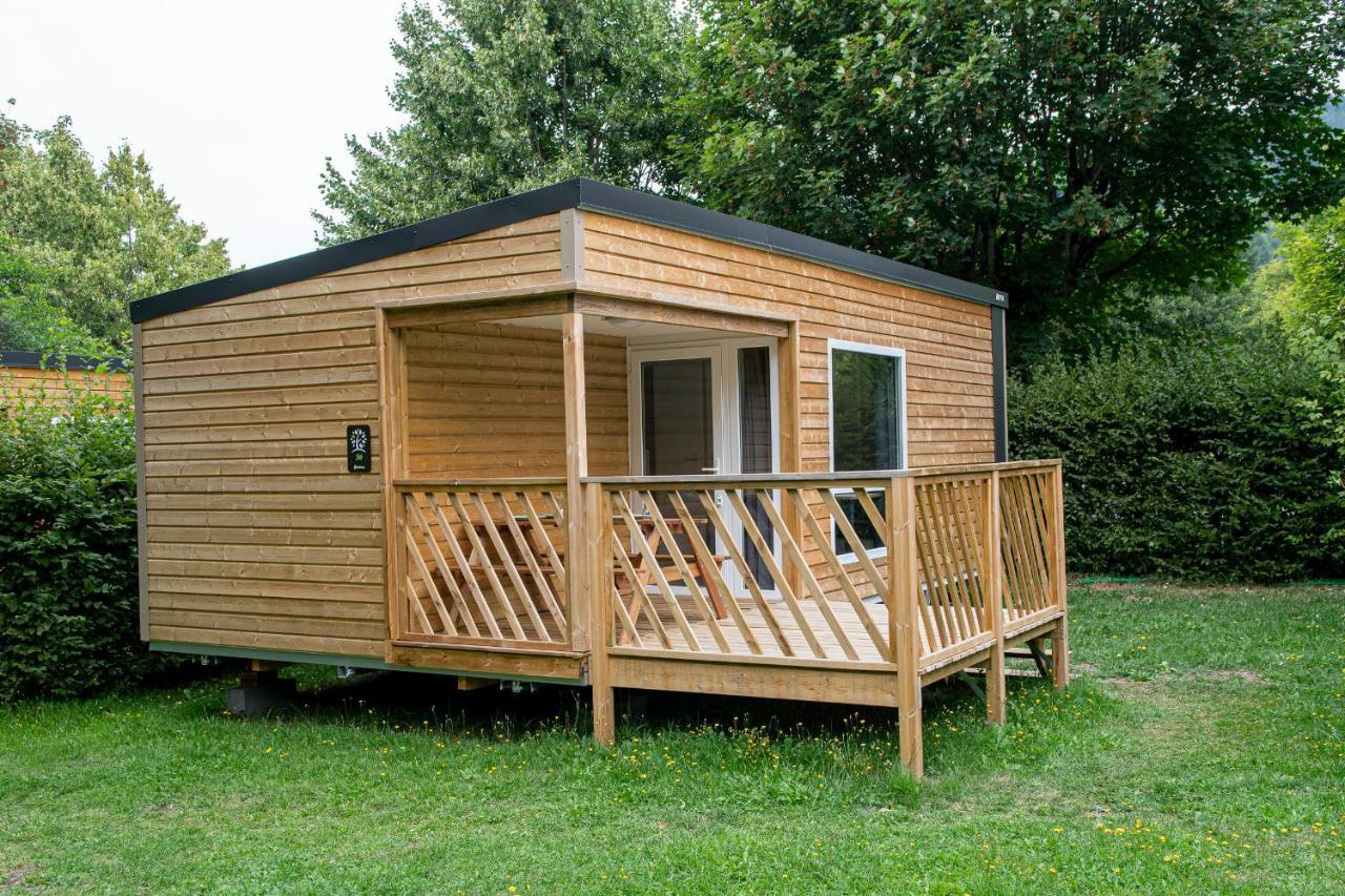 Camping Les Vernieres La Bourboule Exterior foto