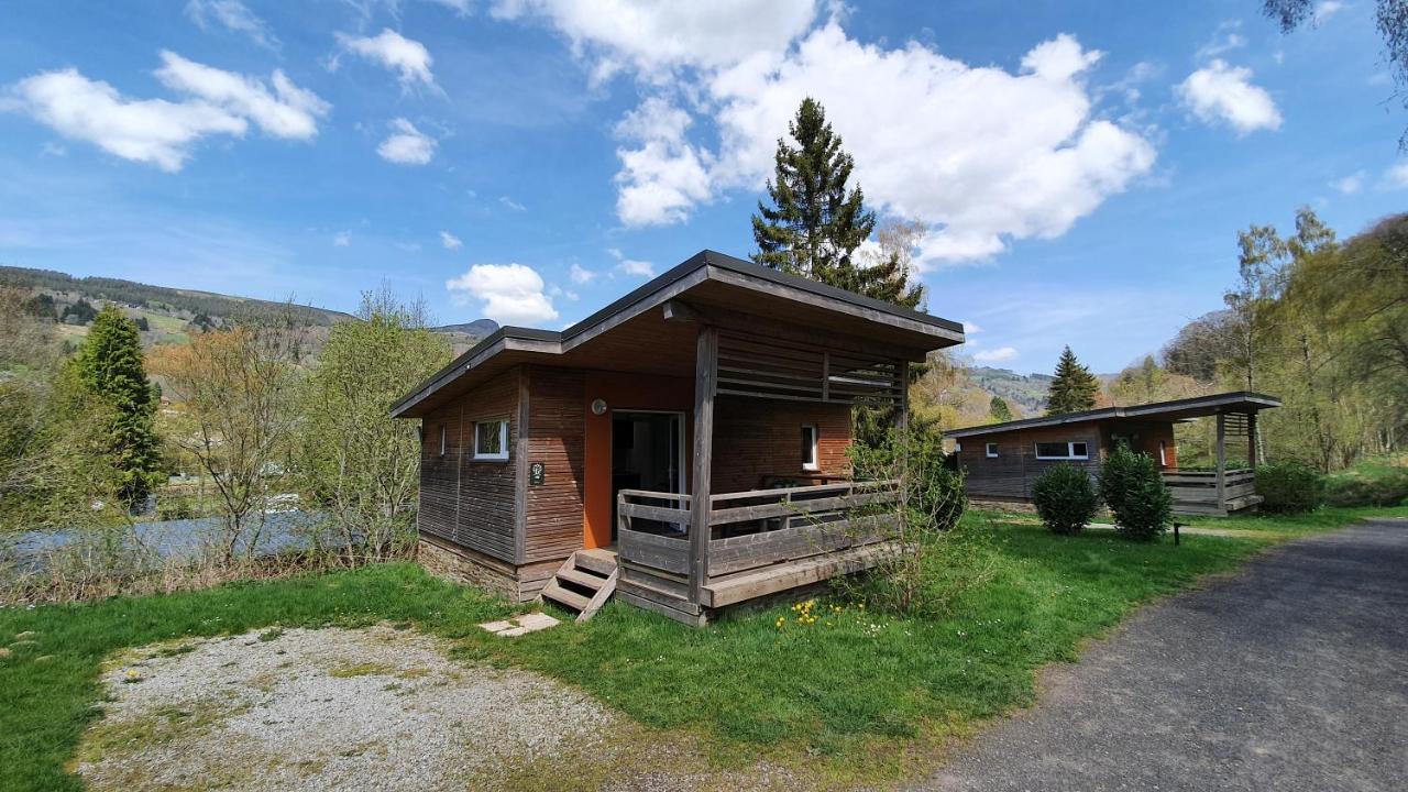 Camping Les Vernieres La Bourboule Exterior foto