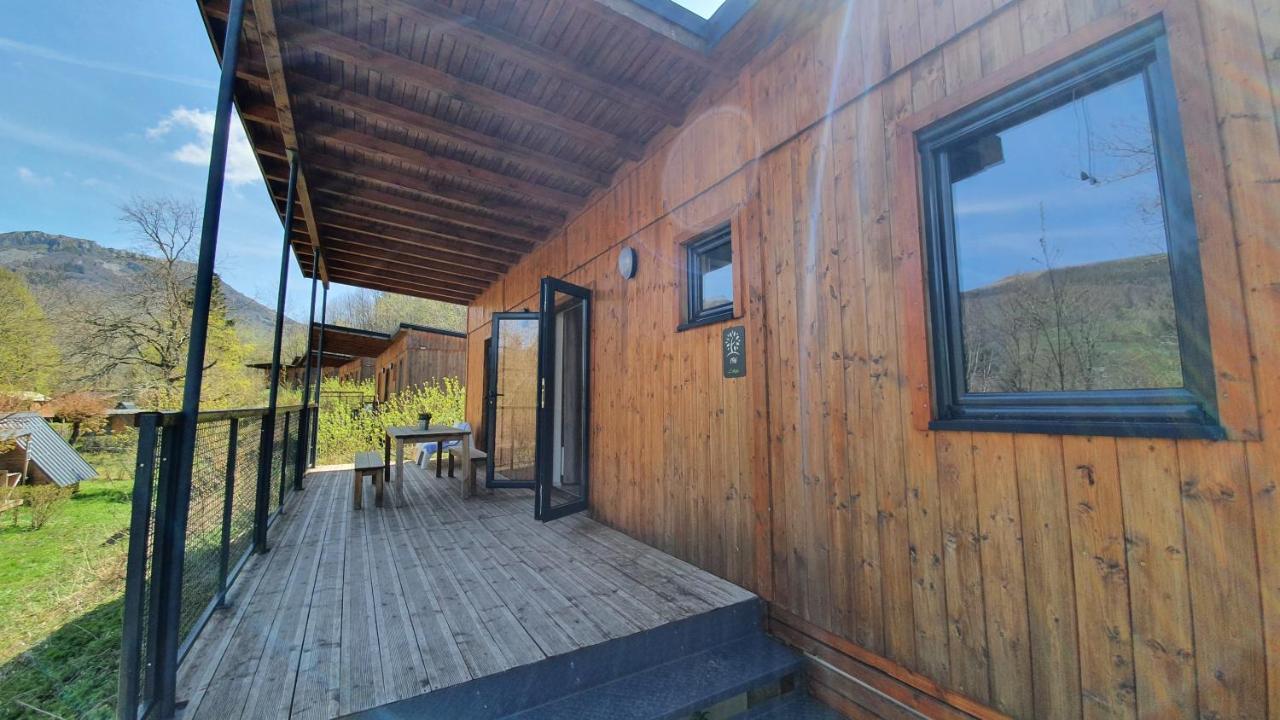Camping Les Vernieres La Bourboule Exterior foto